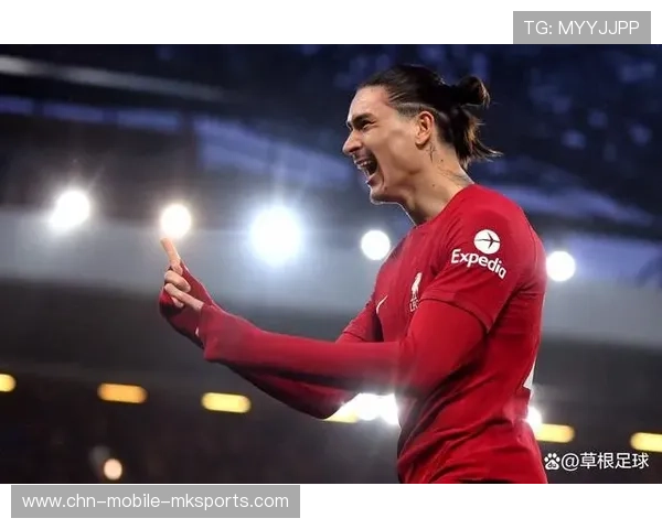 利物浦努涅斯强抢形成单刀挑射再度闪光