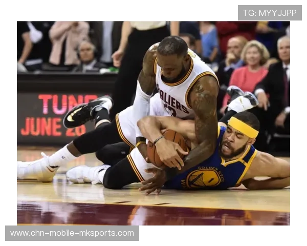 勇士团队战术纪律让整场比赛有序推进