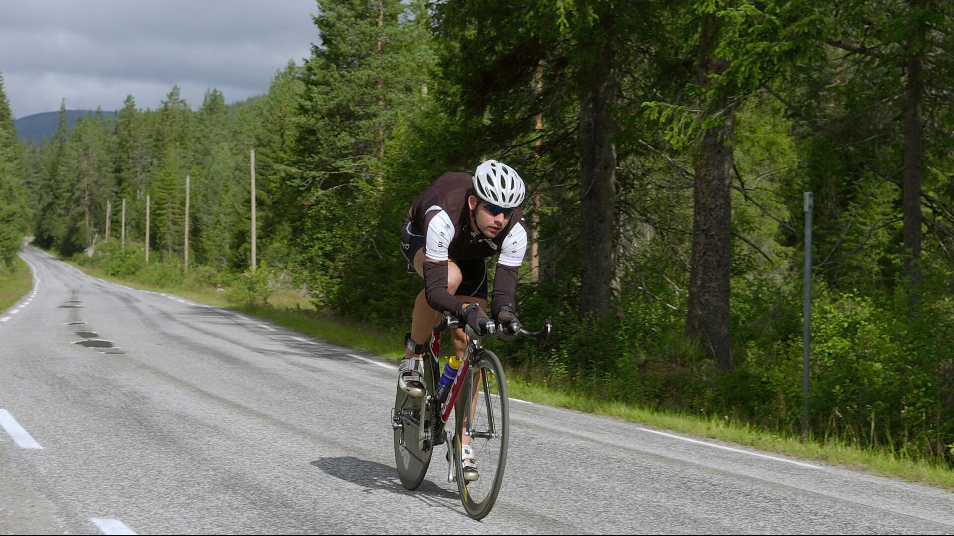 瑞典队力争突破：2024国际乒联混合团体世界杯展现实力，瑞典世界乒乓球赛